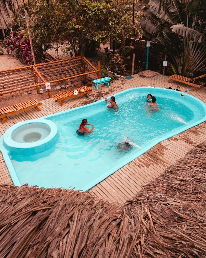El Zoo Hostel, Bar & Pool Palomino Exterior photo